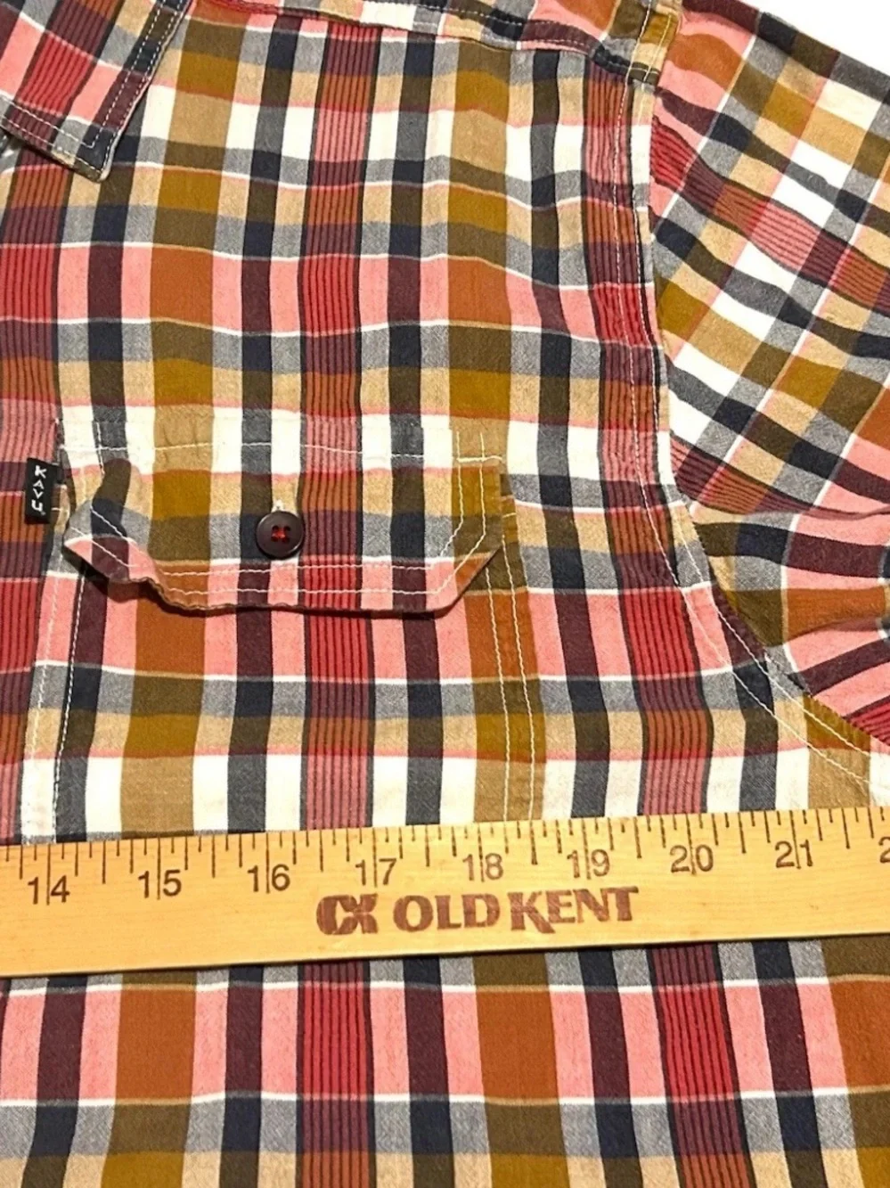 Kavu Red Yellow Plaid Shirt Mens Size XL Short Sleeve Button Up Cotton Hike Gorp